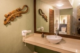 deluxe-garden-suite8